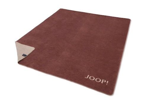 🫠 Joop! Melange Doubleface Decke in Rouge Chateau, 150x200 cm für 45,94€ (statt 65€)