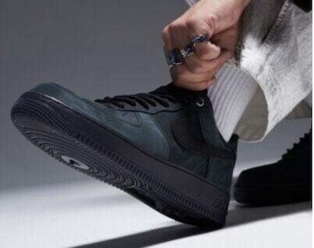 🔥👟 Nike Air Force 1 07 WB aus weichem Wildleder für 81,59€ (statt 98€)