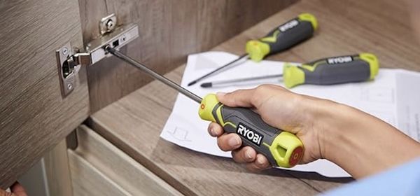 🪛 RYOBI Schraubendreher-Set, 7-tlg. ab 13,46€ (statt 23€) 🪛 RYOBI Schraubendreher Set, 7 tlg. ab 13,46€ (statt 23€)