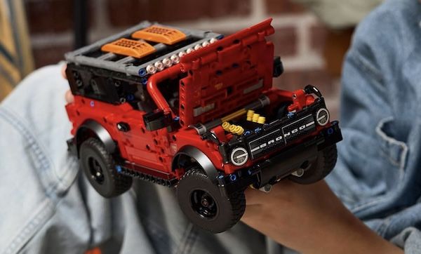 🚘 LEGO Technic Ford Bronco Offroader (42213) für 34,99€ (statt 42€) 🚘 LEGO Technic Ford Bronco Offroader (42213) für 34,99€ (statt 42€)