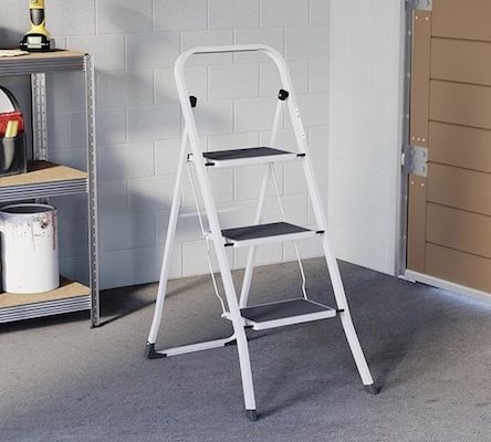 🪜 Home Vida Leiter mit 3 Stufen, klappbar für 21,92€ (statt 33€)