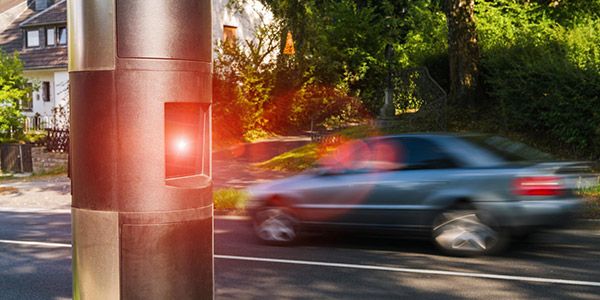 📸 Blitzer Apps bald illegal? Bundesrat möchte sie verbieten lassen – auch ohne Nutzung!