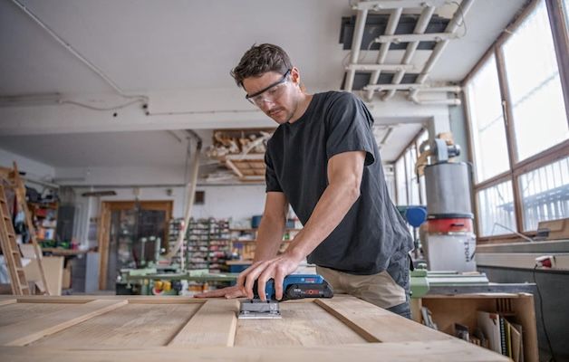 Bosch Professional GSS 18V 13 Akku Schwingschleifer für 140€ (statt 165€)