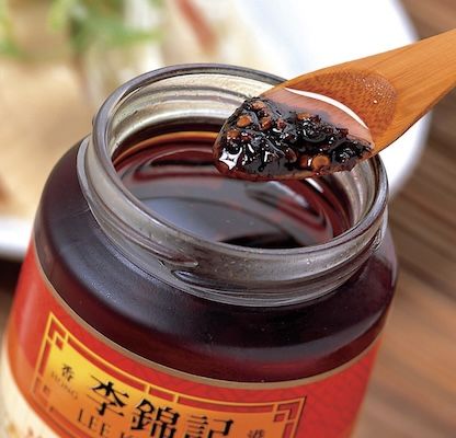 🔥🔥🔥 335g Lee Kum Kee Chiu Chow Chiliöl für 7,40€ (statt 10€)