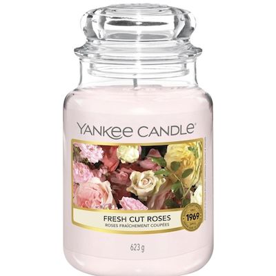 Yankee Candle Fresh Cut Roses Duftkerze im Glas für 23,74€ (statt 30€)