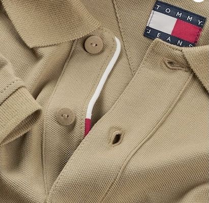 👕 Tommy Jeans Slim Fit Poloshirt mit Flag Patch ab 40€ (statt 53€)