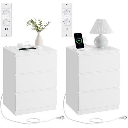 2x Vasagle Nachttisch mit Steckdosen + USB für 66,99€ (statt 94€)