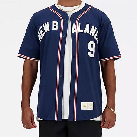 👕 New Balance Sportswear’s Greatest Hits Baseball Jersey für 31,25€ (statt 70€?)