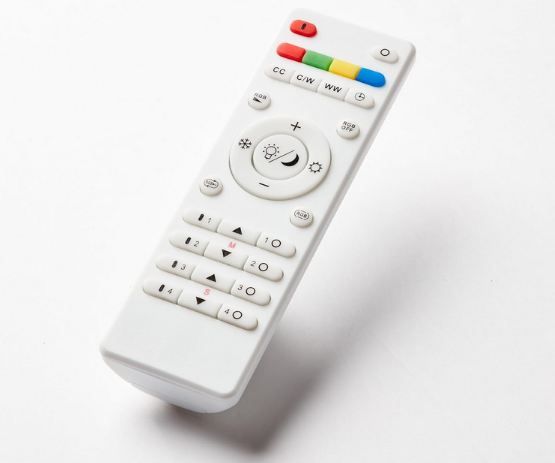 💡 Brilliant Ellia LED Panel mit RGB Farbwechsel, 45x45 cm für 29,70€ (statt 89€)