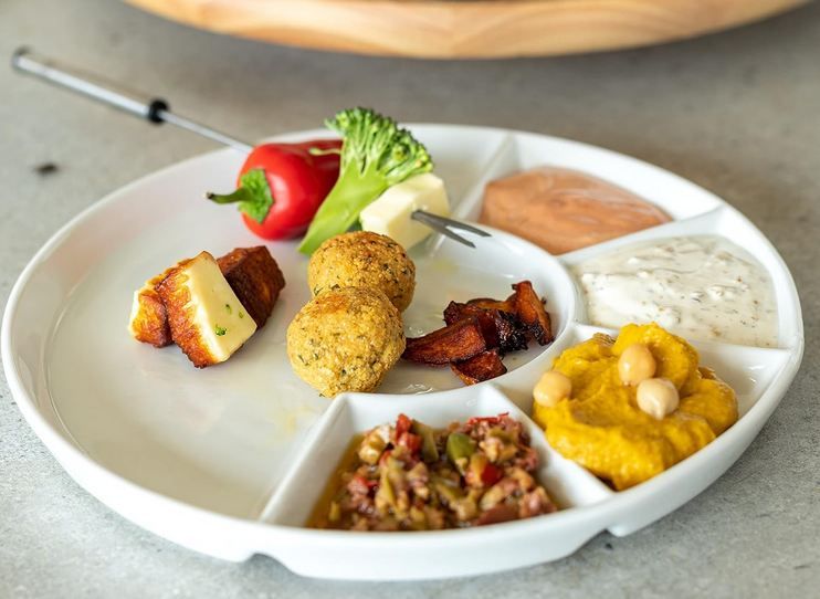 🍽️ 4er Set Mäser Fondue  & Racletteteller, 24cm für 31,89€ (statt 38€)