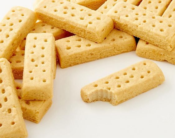 🍪 4x Walkers Butter Shortbread Fingers, 150g für 11,36€ (statt 16€)