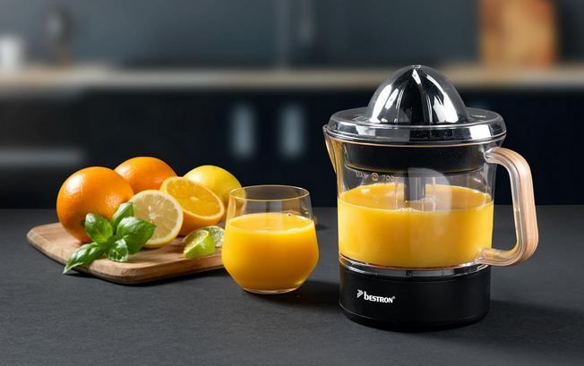 🍊 Bestron Zitrus  & Orangenpresse, inkl. 2 Presskegel für 13,59€ (statt 20€)