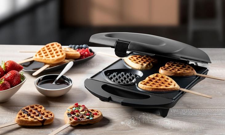 🧇 Bestron Waffeleisen für Herzwaffeln am Stiel für 21,59€ (statt 29€)