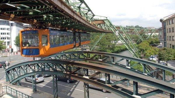 Wuppertal: GRATIS Schwebebahn fahren am 28.02. & 01.03.