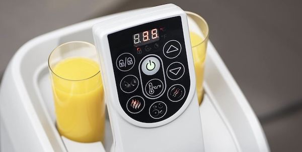 💦 Bestway Lay Z Spa Miami AirJet Whirlpool mit Massagedüsen für 319,89€ (statt 399€)