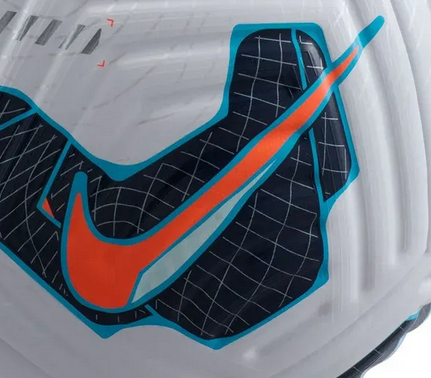 Nike Flight Fußball Spielball Gr. 5 für 44,98€ (statt 105€)