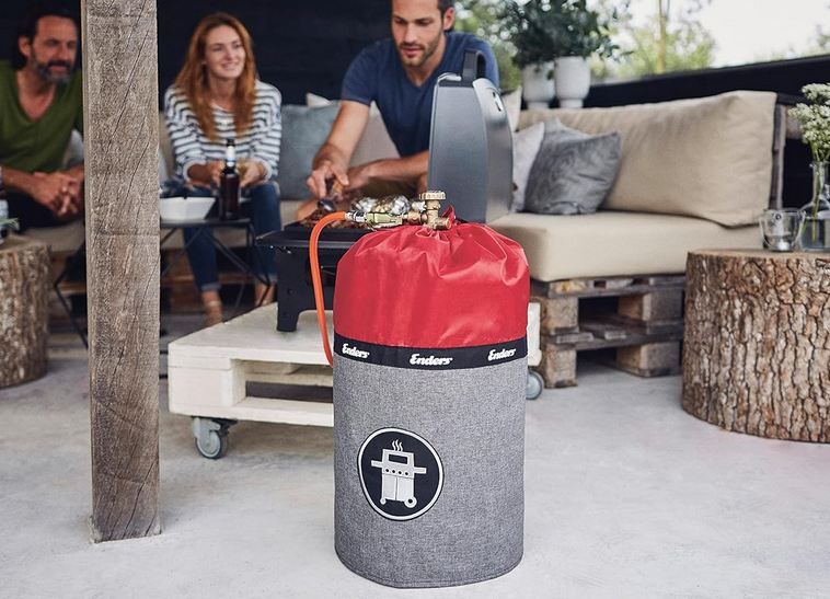 🛡️ Enders Style Black 5115 Gasflaschenhülle für 5kg Flaschen für 11,99€ (statt 20€)