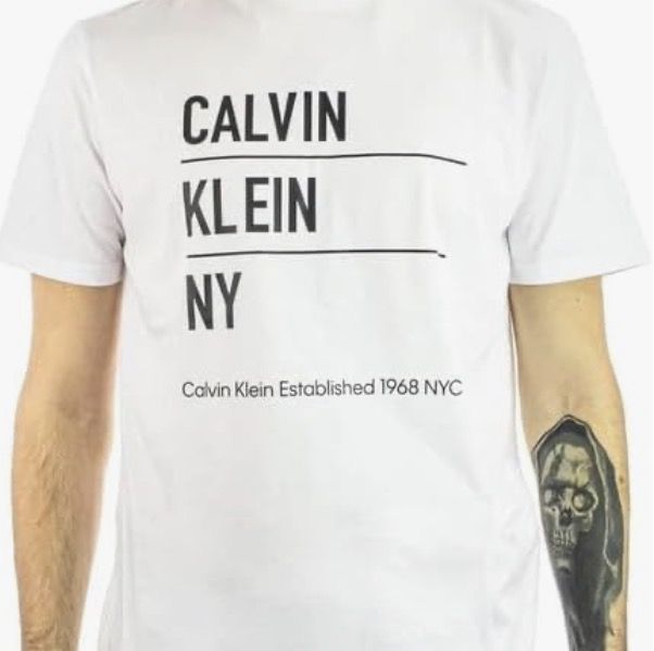 🔝 Calvin Klein Herren T-Shirt Kurzarm Graphic mit Logo für 19,51€ (statt 22€)
