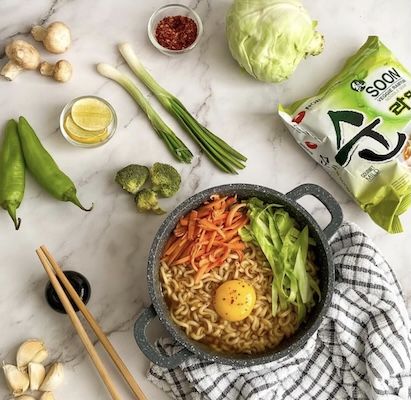 🇰🇷🍜 112g Nong Shim Soon Veggie Ramyun Instantnudeln für 0,94€ (statt 1,59€)
