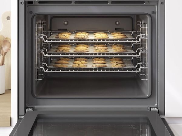 🥧 Bosch HND671LS67 Einbau Herd Set mit Pyrolyse für 776,46€ (statt 884€)