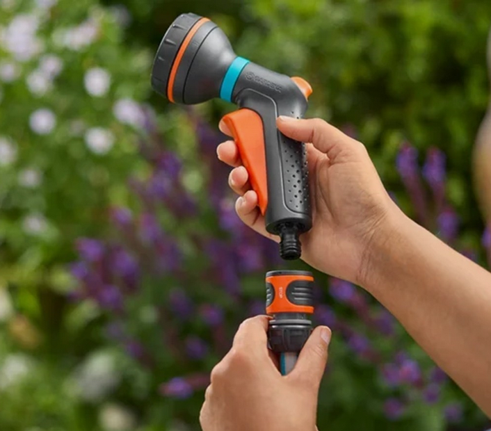 💦🔫 20m Gardena Wasserschlauch mit Zubehör für 39,99€ (statt 45€)