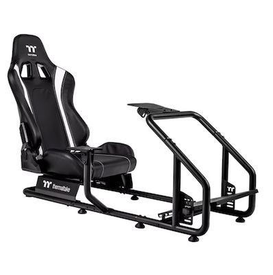 🏁 Thermaltake GR300 SIM Racing Cockpit mit PVC-Rennsitz für 251,58€ (statt 392€)
