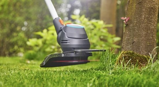 🌱 Gardena Akku Trimmer ComfortCut Li 18/23 Ready To Use Set für 85,94€ (statt 96€)