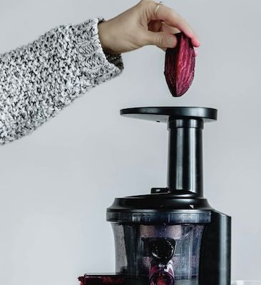 🥤 Panasonic MJ L500S Slow Juicer mit 2 Einsätzen für 105€ (statt 155€)