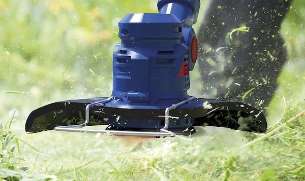 🌱 Güde Akku Rasentrimmer inkl. Akku + 20 Ersatzmesser für 35,94€ (statt 63€) + 10€ Filial Gutschein