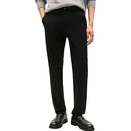 👖 Tommy Hilfiger Core Denton Essential Twill Chino ab 49,59€ (statt 70€)