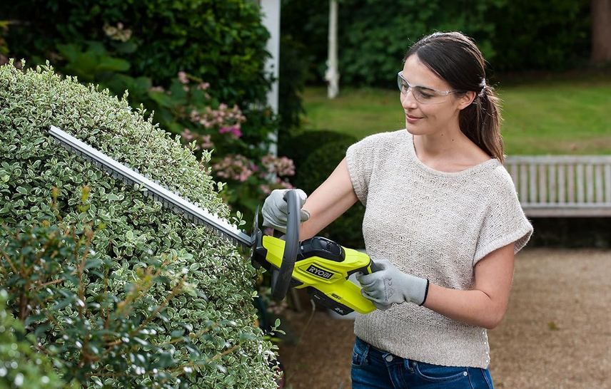 🏘️ Ryobi RHT184520 18V ONE+ Akku Heckenschere inkl. Akku + Ladegerät für 89,95€ (statt 130€)