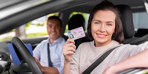 🪪🚗 Führerschein-Reform beschlossen: Führerschein soll günstiger und digitaler werden 🪪🚗 Führerschein Reform beschlossen: Führerschein soll günstiger und digitaler werden