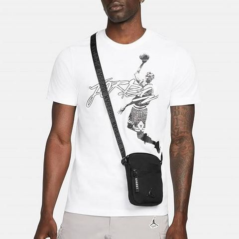 👝 2x Jordan Airborne Festival Tasche für 31,92€ (statt 40€)