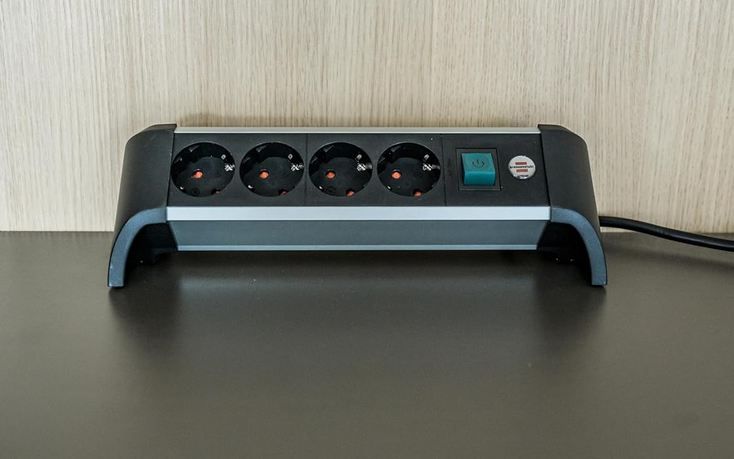 🔌 Brennenstuhl Alu Office Line 4 Fach Steckdosenleiste für 14,28€ (statt 19€)
