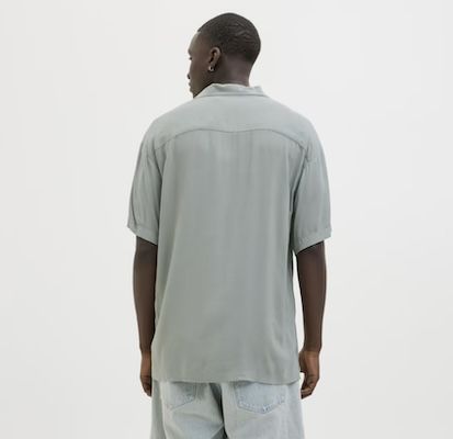 👕 JACK & JONES Male Hawaii-Hemd in Relaxed Fit für 8,19€ (statt 24€) - nur XL 👕 JACK & JONES Male Hawaii Hemd in Relaxed Fit für 8,19€ (statt 24€) nur XL