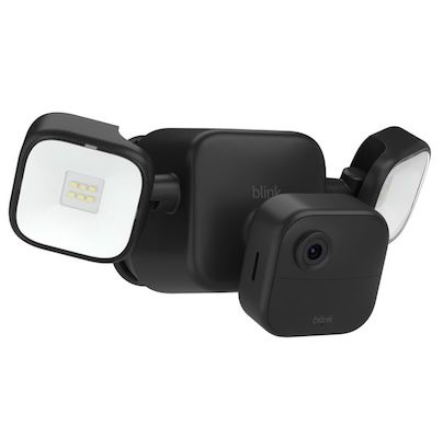 📹💡 Blink Außenkamera inkl. Akku + Flutlicht (700 Lumen) für 37,99€ (statt 97€)