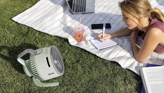 🌬️ Shark FlexBreeze HydroGo Ventilator mit Sprühnebel für 77,99€ (statt 99€) 🌬️ Shark FlexBreeze HydroGo Ventilator mit Sprühnebel für 77,99€ (statt 99€)