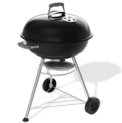🥩 Weber Compact Kettle Holzkohlegrill (57 cm) mit Stand und Rädern für 101,70€ (statt 123€)