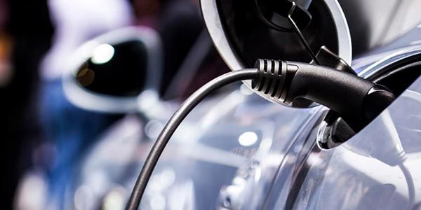 ⚡🚗 Lidl startet Ladepreis Hammer: E Autos laden jetzt für nur 27 Cent pro kWh