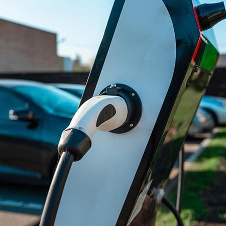 ⚡🚗 Lidl startet Ladepreis-Hammer: E-Autos laden jetzt für nur 27 Cent pro kWh