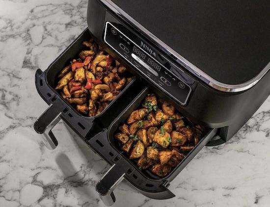 🍟 Ninja Foodi Dual Zone AF200EU Heißluftfritteuse für 99,99€ (statt 149€)