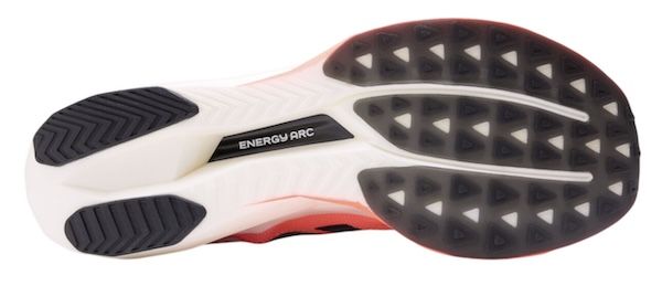 🏃 New Balance FuelCell SuperComp Elite v5 Laufschuhe für 117,60€ (statt 178€)