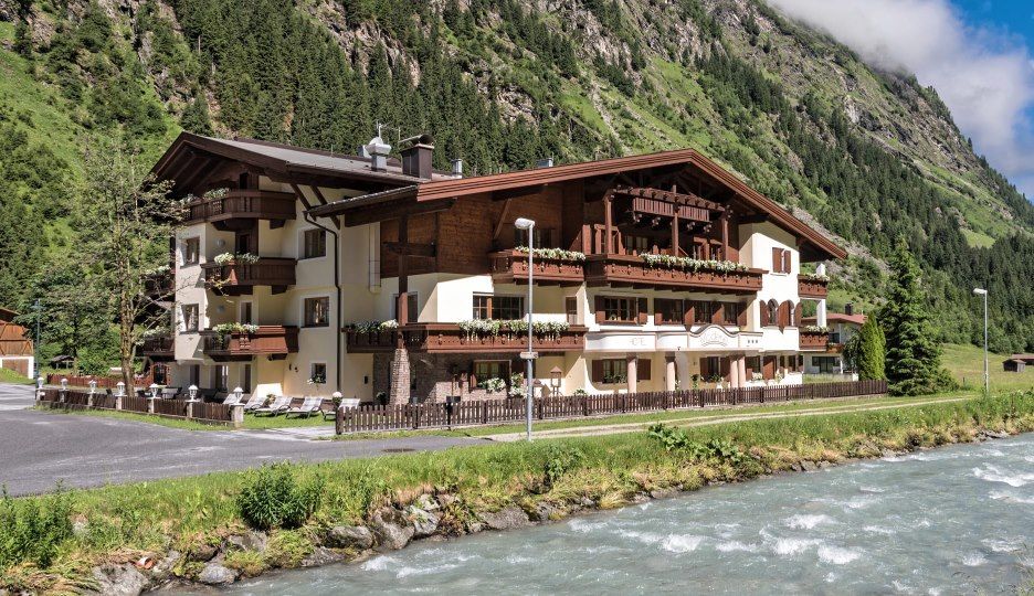 ⛰️ ÜN im 4* Hotel Möderle im Pitztal (AT) inkl. HP & Wellness ab 75€ p.P. ⛰️ ÜN im 4* Hotel Möderle im Pitztal (AT) inkl. HP & Wellness ab 75€ p.P.
