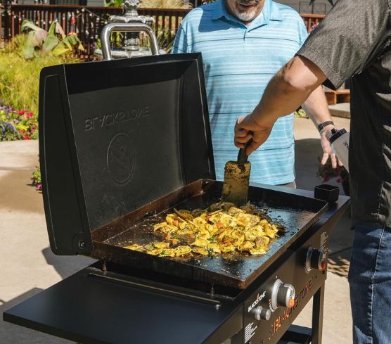đ„© Blackstone 28âł Griddle Grillstation mit 2 Kochzonen + Deckel fĂŒr 259⏠(statt 288âŹ) đ„© Blackstone 28âł Griddle Grillstation mit 2 Kochzonen + Deckel fĂŒr 259⏠(statt 288âŹ)
