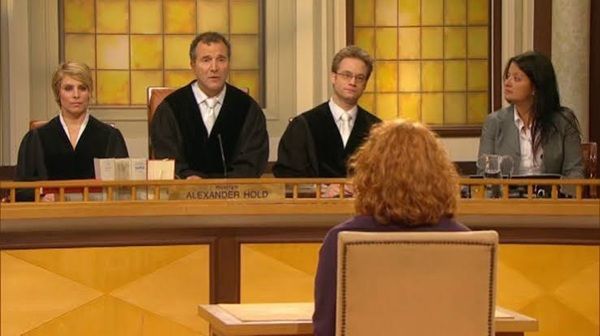 ⚖️ Jetzt bewerben für Freikarten für Richter Alexander Hold ⚖️ Jetzt bewerben für Freikarten für Richter Alexander Hold