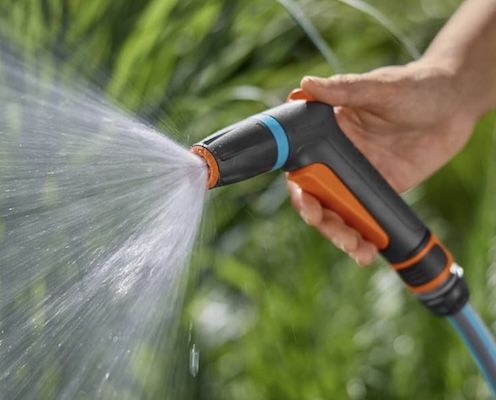 💦 Gardena Classic Reinigungsspritze (18361 20) für 11,78€ (statt 18€)