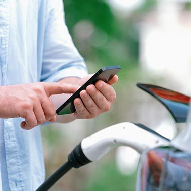 🚗 Nach Großbritannien auch Deutschland? E-Auto Kilometersteuer sorgt für Diskussionen