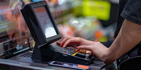 🛒 Bald 19% MwSt. auf alle Lebensmittel? Vorschlag könnte das Einkaufen deutlich verteuern