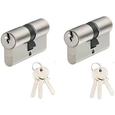 🔑 2er Pack SKG 30/30 Zylinderschloss, 60mm inkl. 6 Schlüssel für 11,99€ (statt 20€)