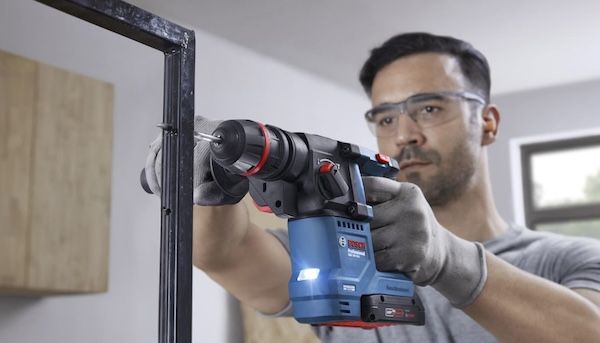 👷 Bosch GBH 18V-18 PRO 18V System Akku-Bohrhammer (Solo) für 99,99€ (statt 119€) 👷 Bosch GBH 18V 18 PRO 18V System Akku Bohrhammer (Solo) für 99,99€ (statt 119€)